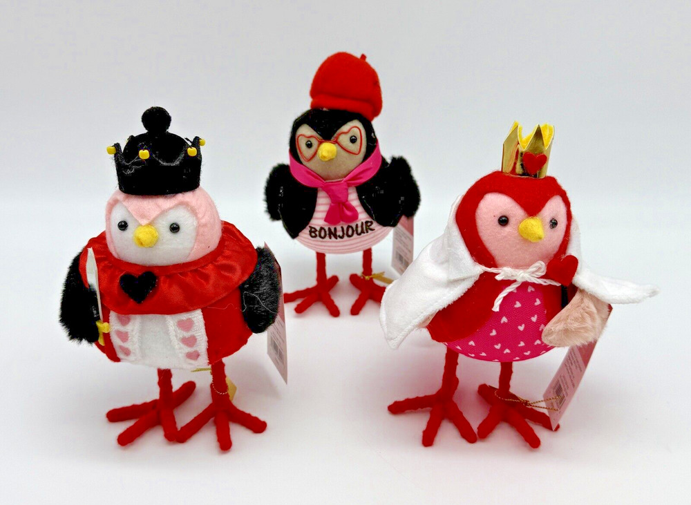 2024 Target Spritz Featherly Friends Birds KINGSLEY-QUEENIE-CHERI-Valentines Day